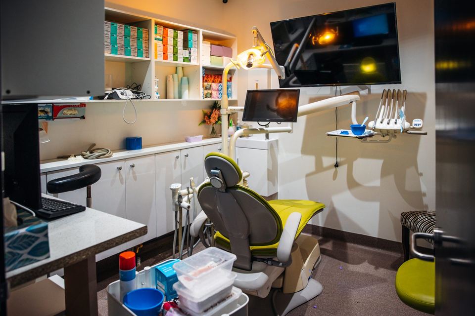 Treatment room with dental equipment